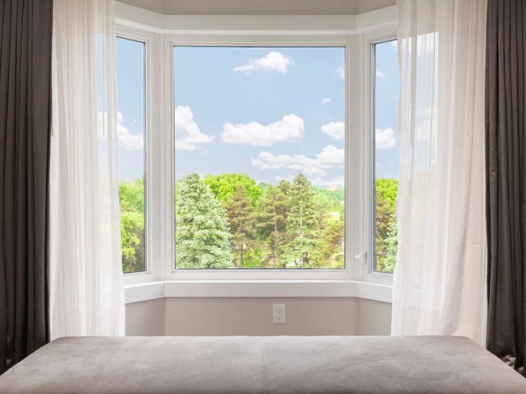 drapery | Bay Window Treatment Ideas